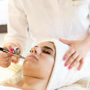 Signature Oxygen Facial Therapy Massage